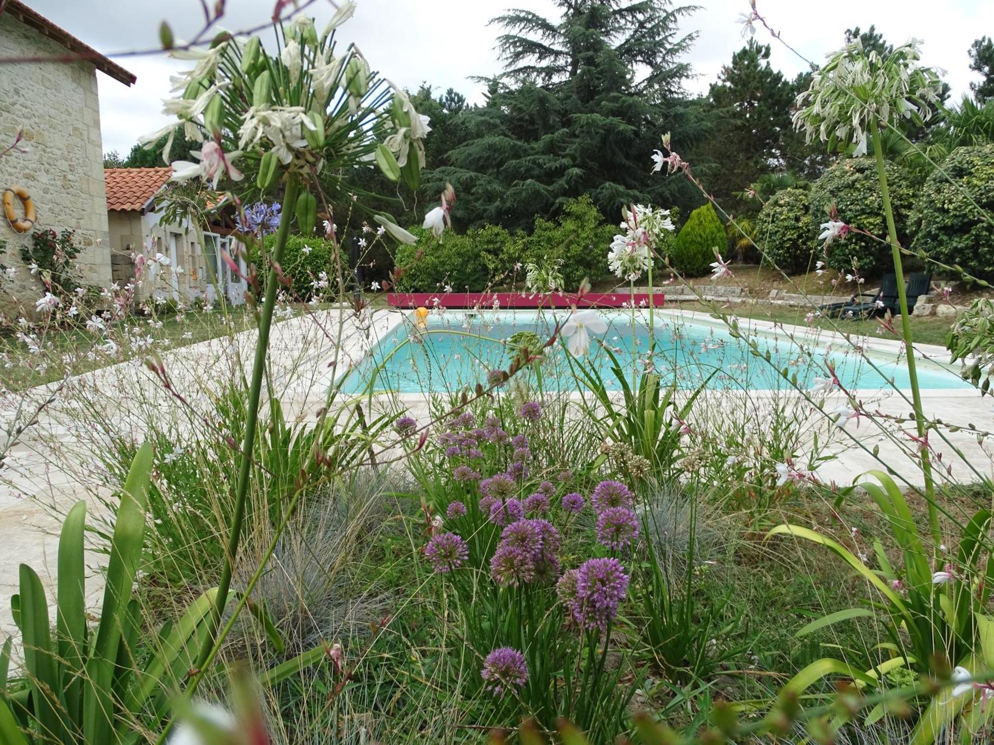 Villa Château Lacroix de Civrac 4 étoiles, 3 ch, 7 pers Extérieur photo